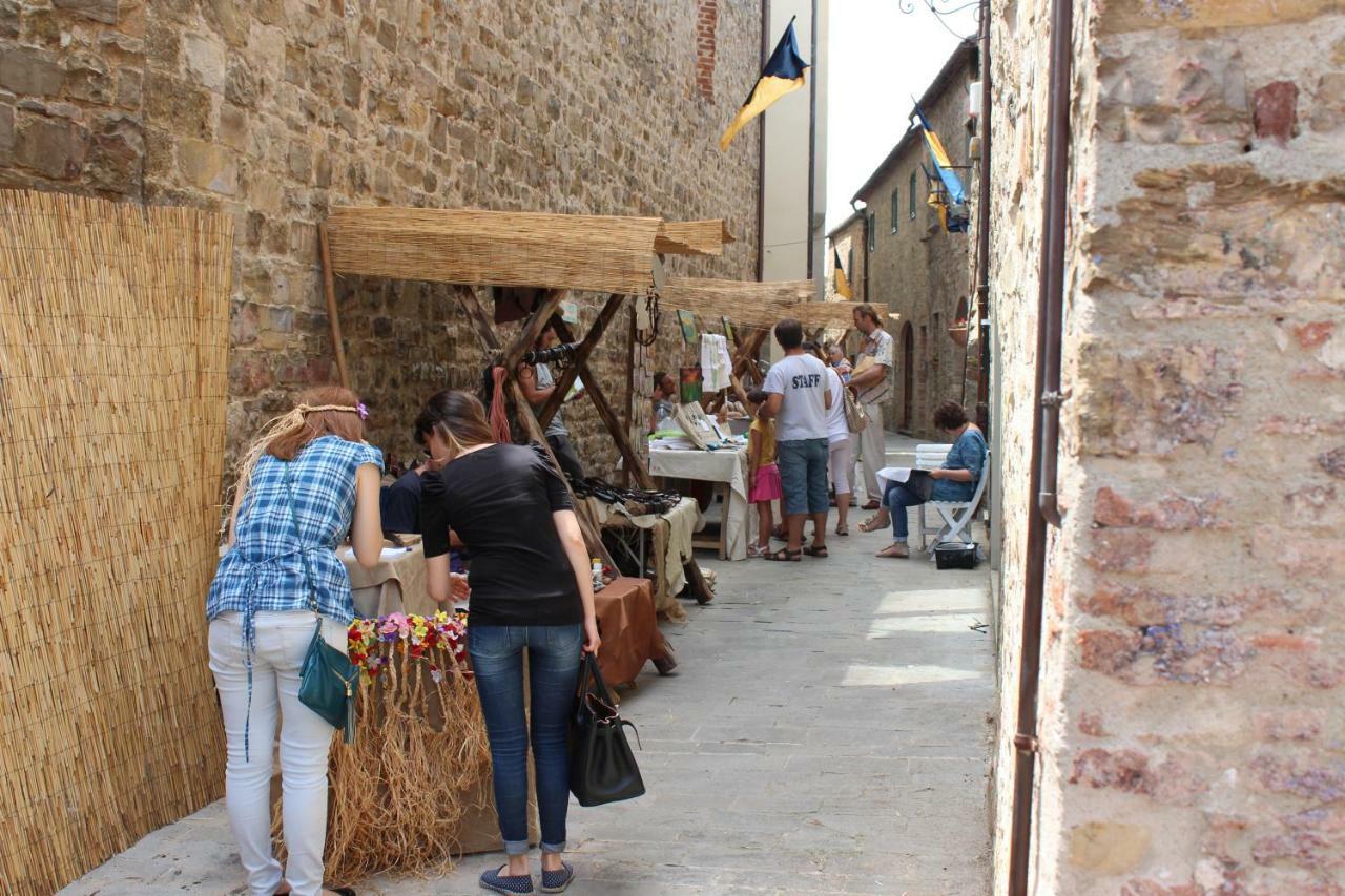 Le Terrazze Del Chianti Bed & Breakfast San Donato in Poggio Exterior photo